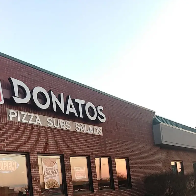 Donatos Pizza