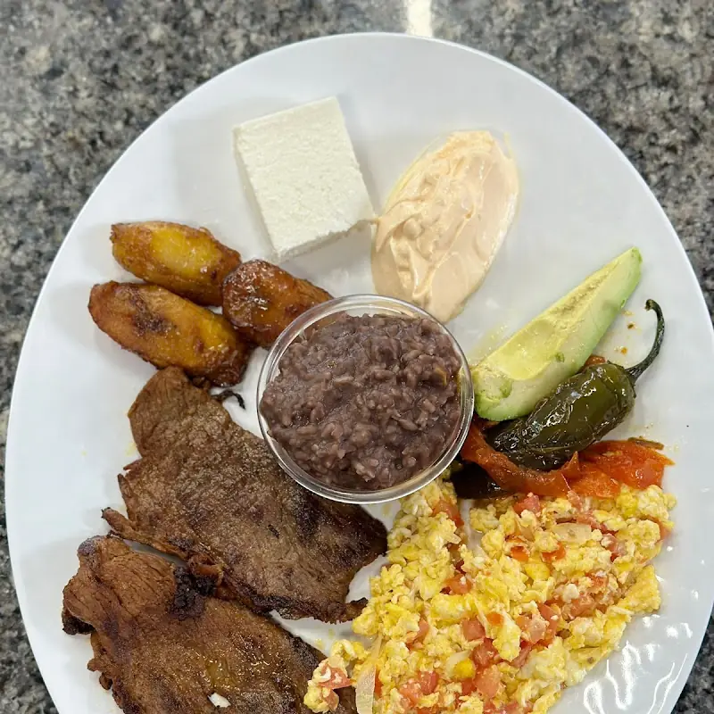 Miraflores Restaurant