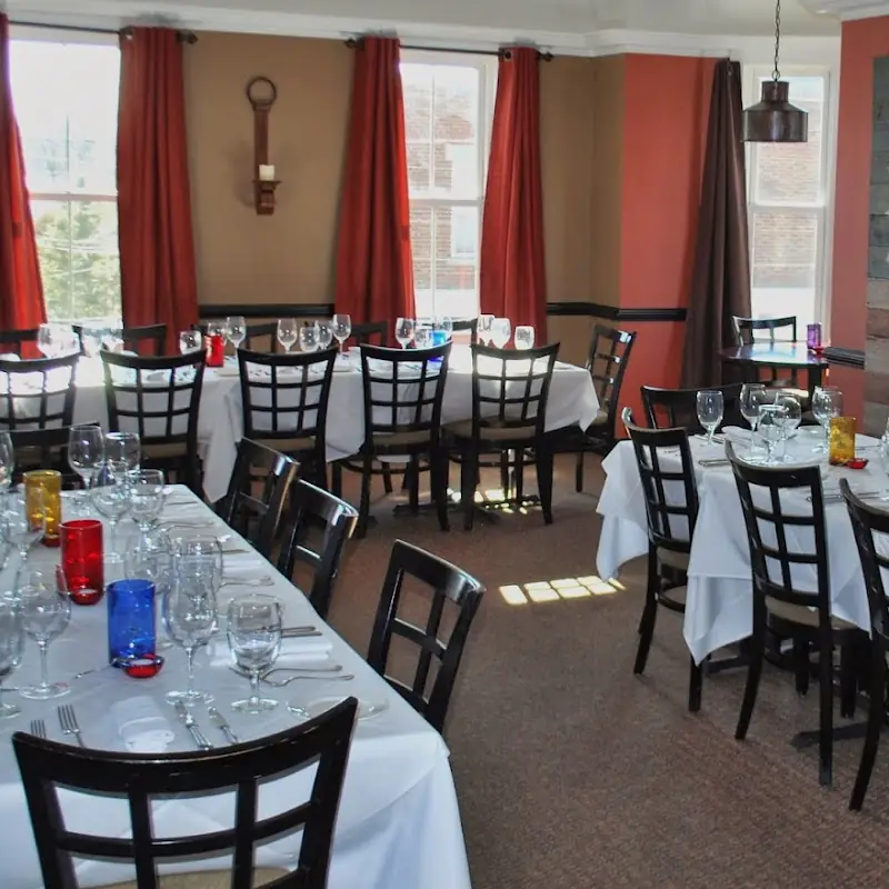 Matt's Red Rooster Grill