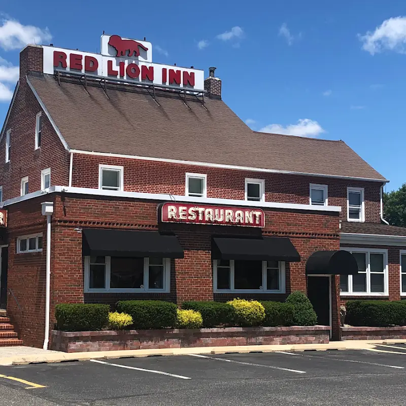 DiPaolo’s Red Lion Inn