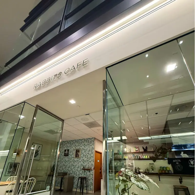 Rabbits Cafe