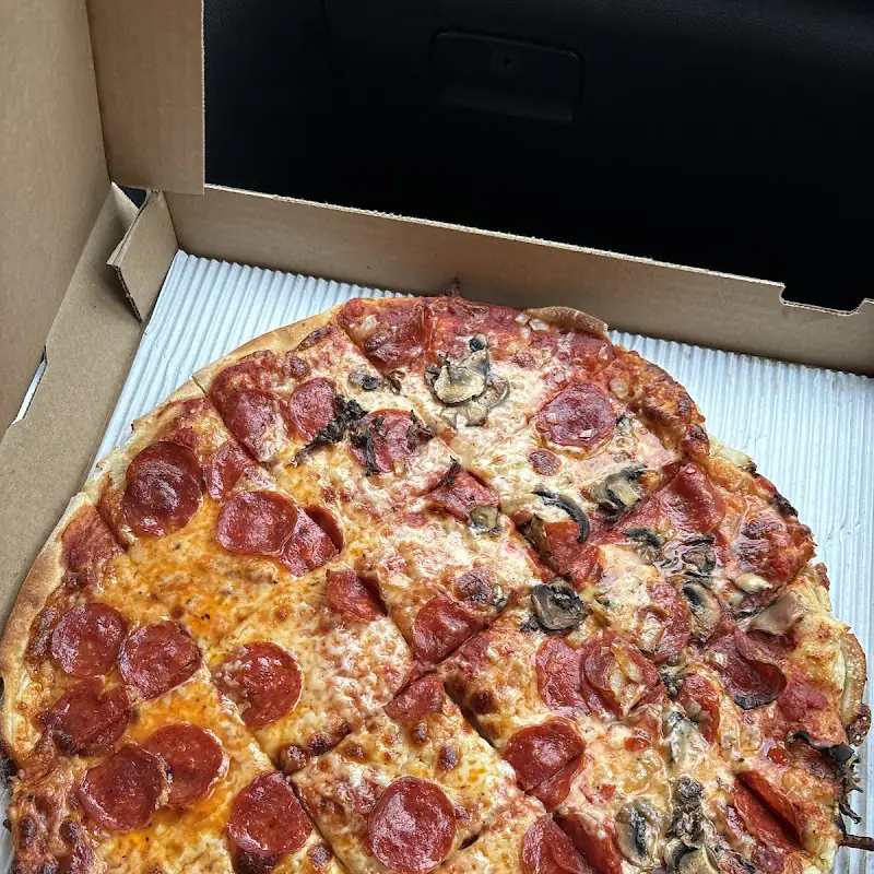 Gilby's Pizza Cravin - Norwalk, OH