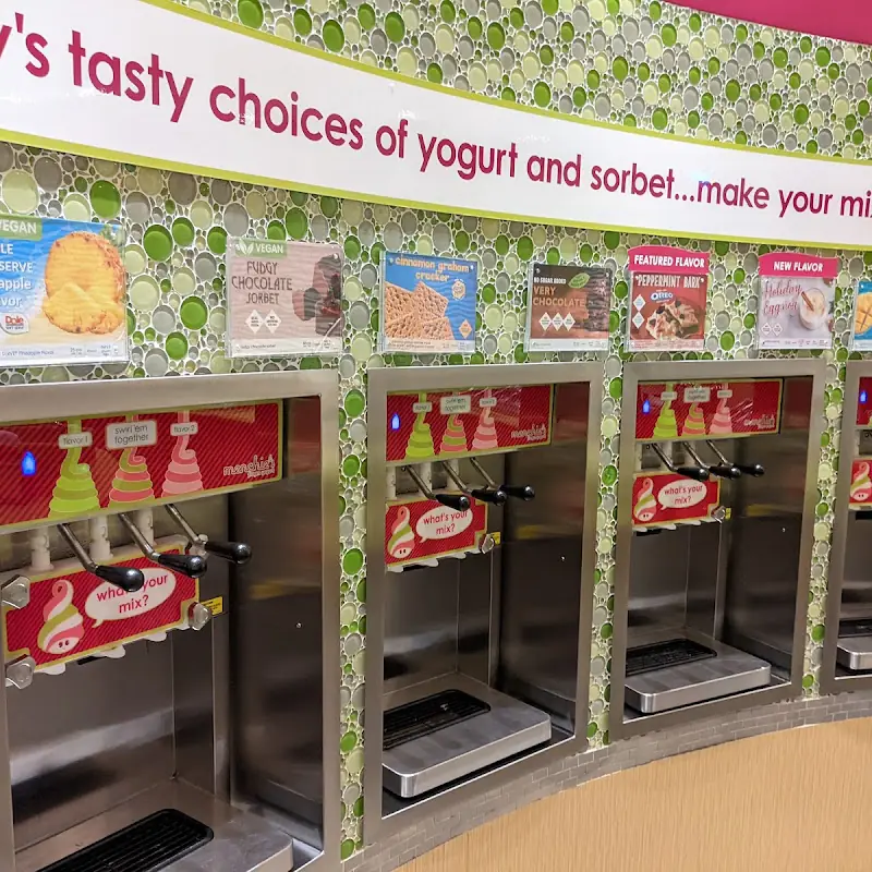 Menchie's Frozen Yogurt