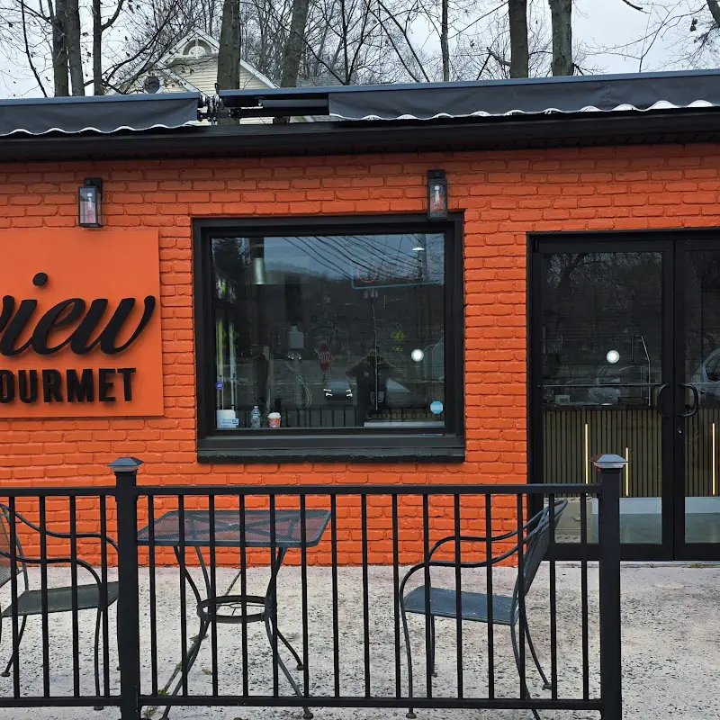 Lakeview Pizza Pasta Gourmet