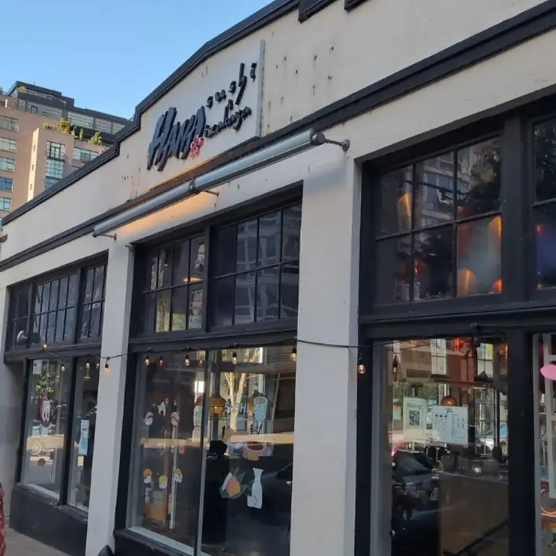 Hana Sushi and Izakaya Pearl