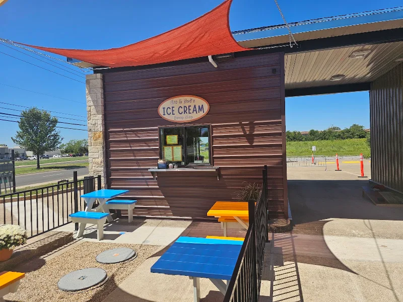 Nic & Ned's Scoop Shop
