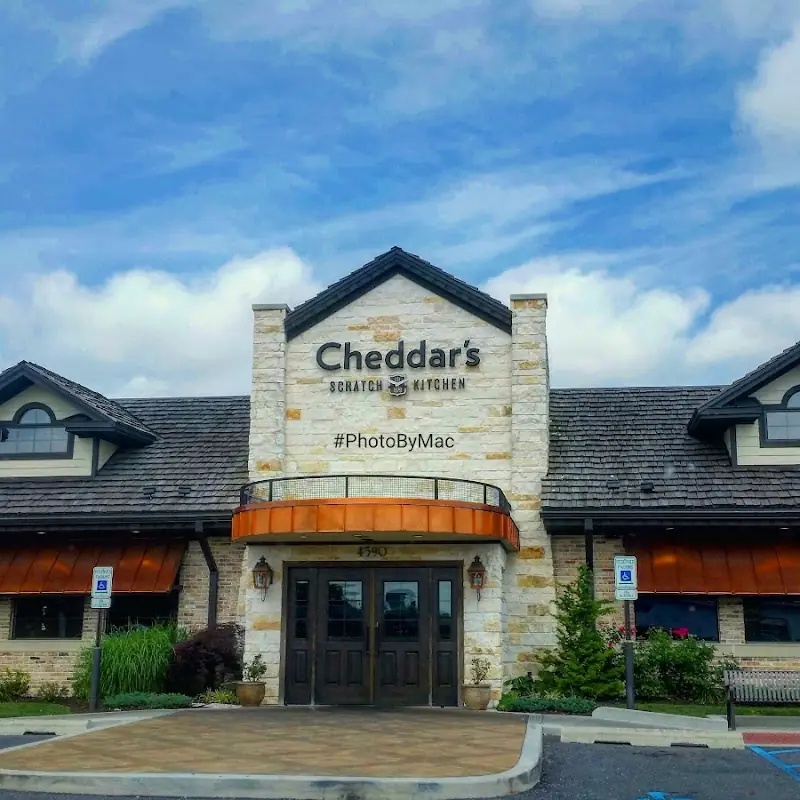 Cheddar's Scratch Kitchen
