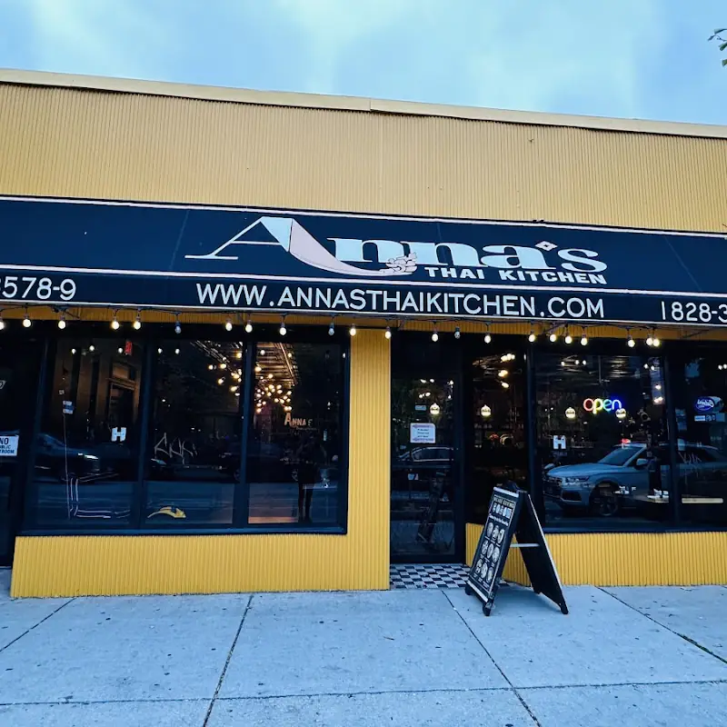 Anna's Thai Kitchen Restaurant