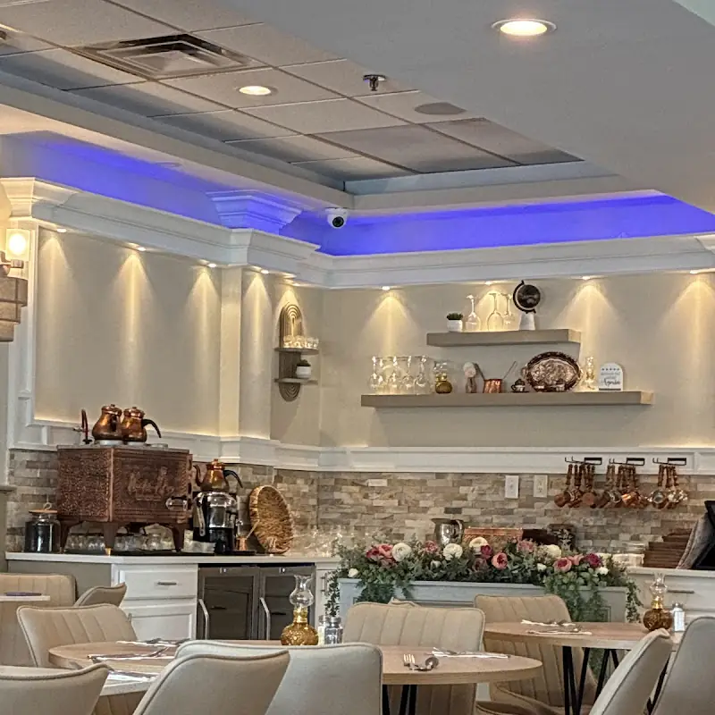 Wandering Rose Cafe and Grill