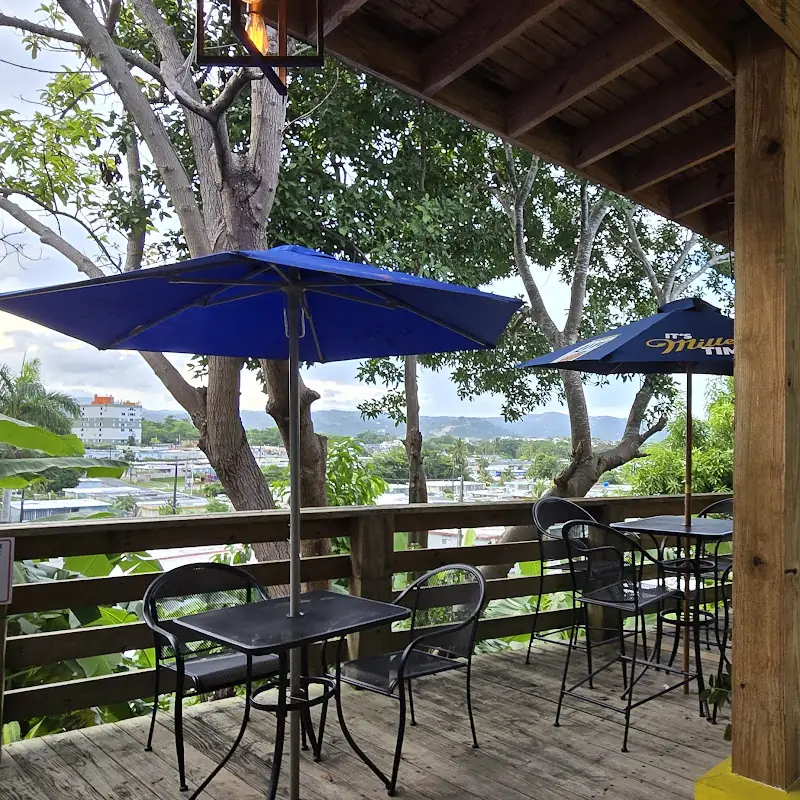 Pa' Casa Dua Bar and Rest