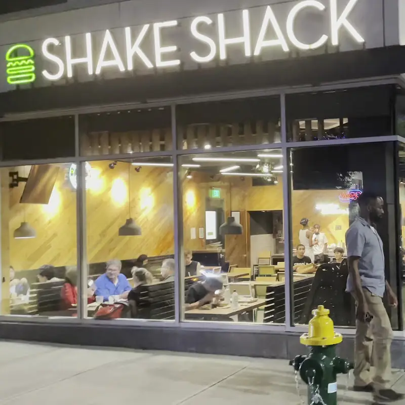 Shake Shack Thayer Street