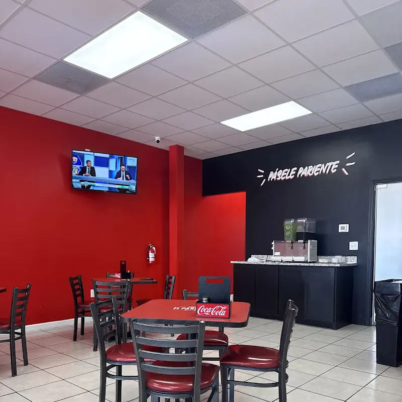 El Pariente Tacos & Grill