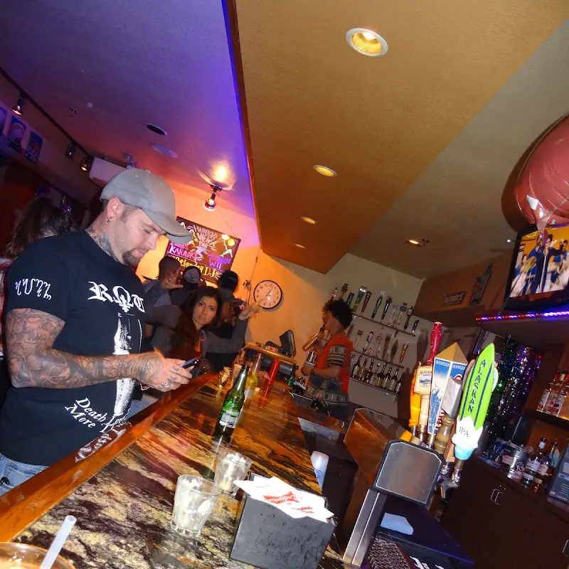 Harbor View Bar & Grill