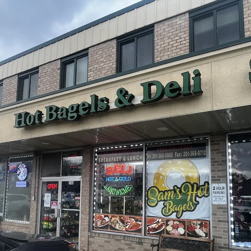 Sliced Nova sandwich