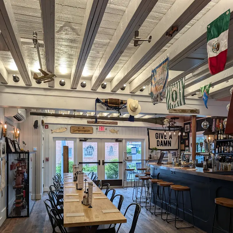 Little Creek Oyster Farm & Market