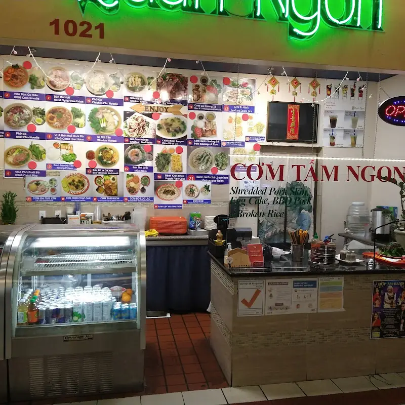 10. Phở Gà