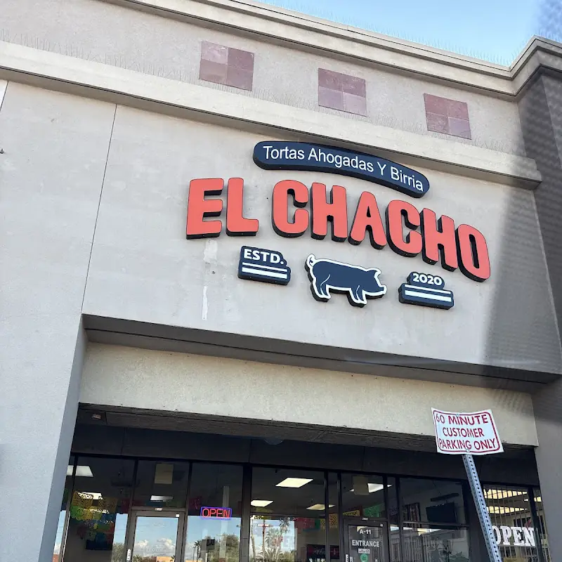 El Chacho Tortas and Birria