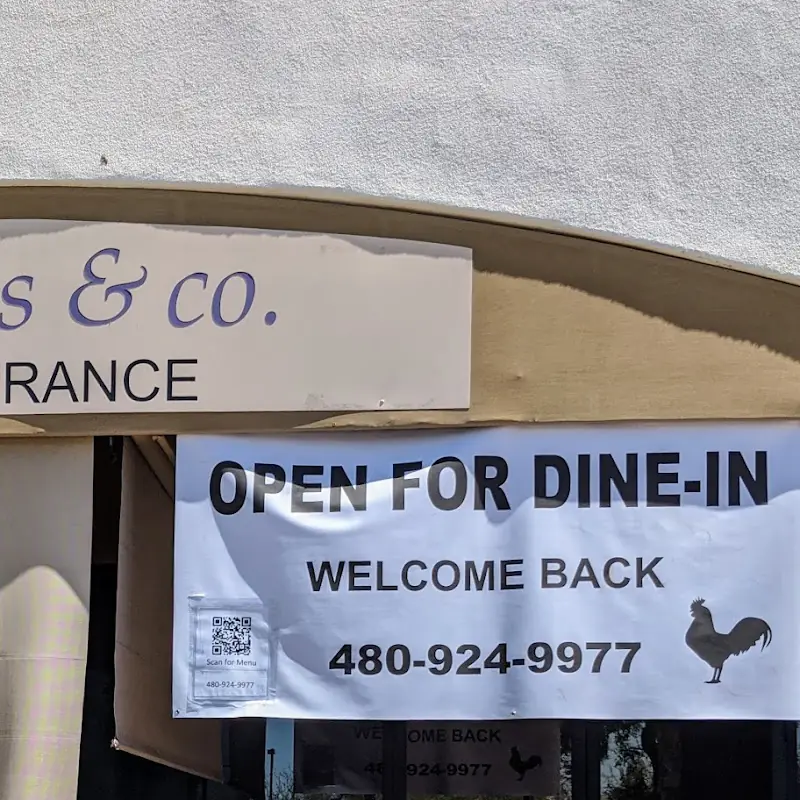 Crackers & Co. Café