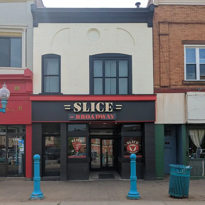 Side of Garlic Sauce