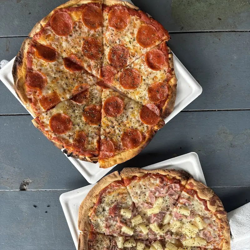 Hana Maui Pizza