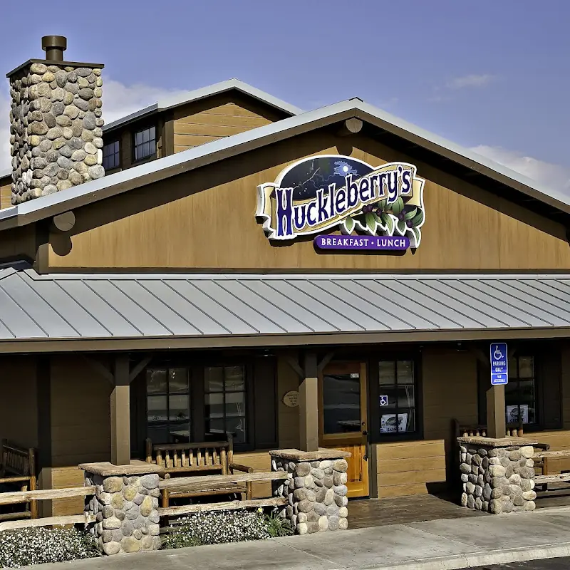 Huckleberry's Breakfast & Lunch