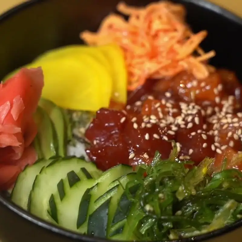 S9. Salmon Sashimi Deluxe