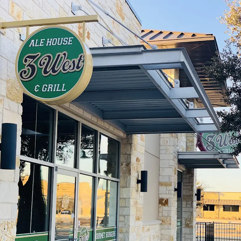 3 West Alehouse & Grill