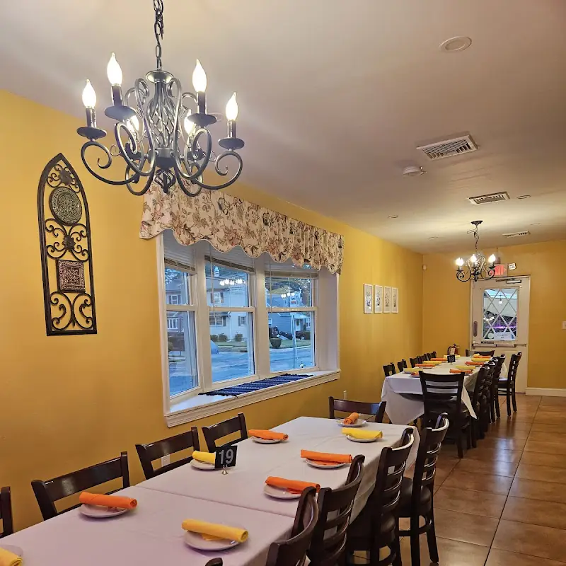 La Casona Restaurante & Bar