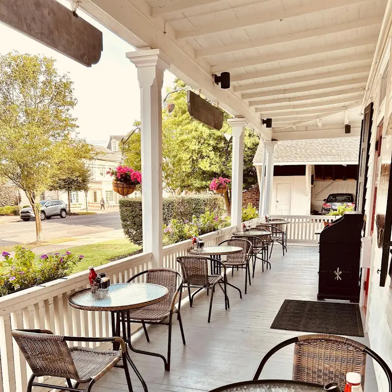 Pat's Colonial Kitchen