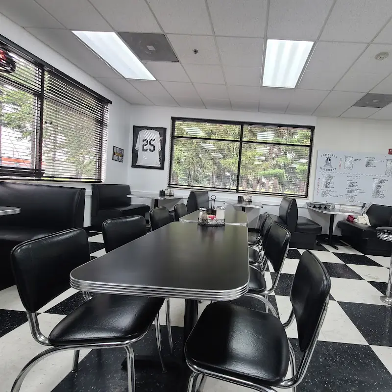Track's End Restaurant