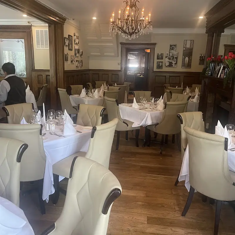 Giulio's Restaurant