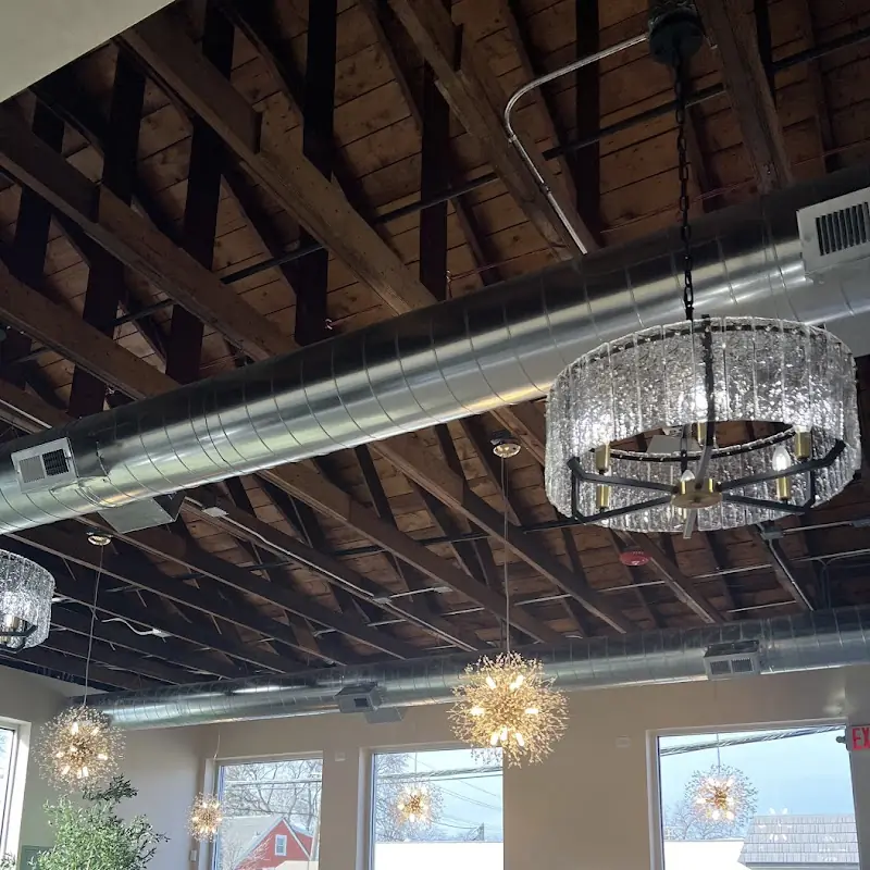 Cafe 44