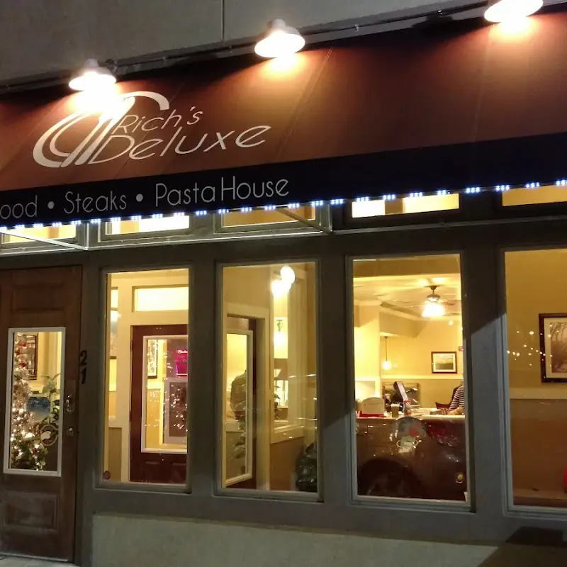 Rich's Deluxe Restaurant