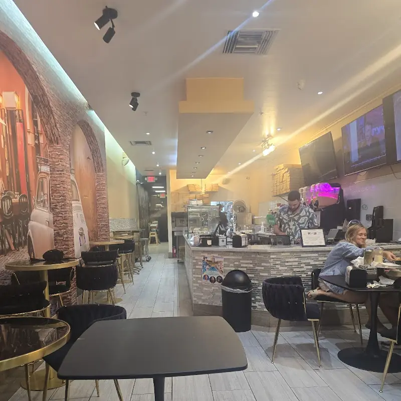 Oasis Pizzeria & Bakery
