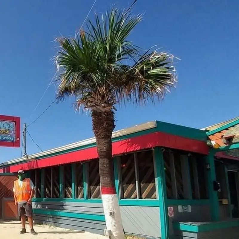 High Tides At Snack Jack