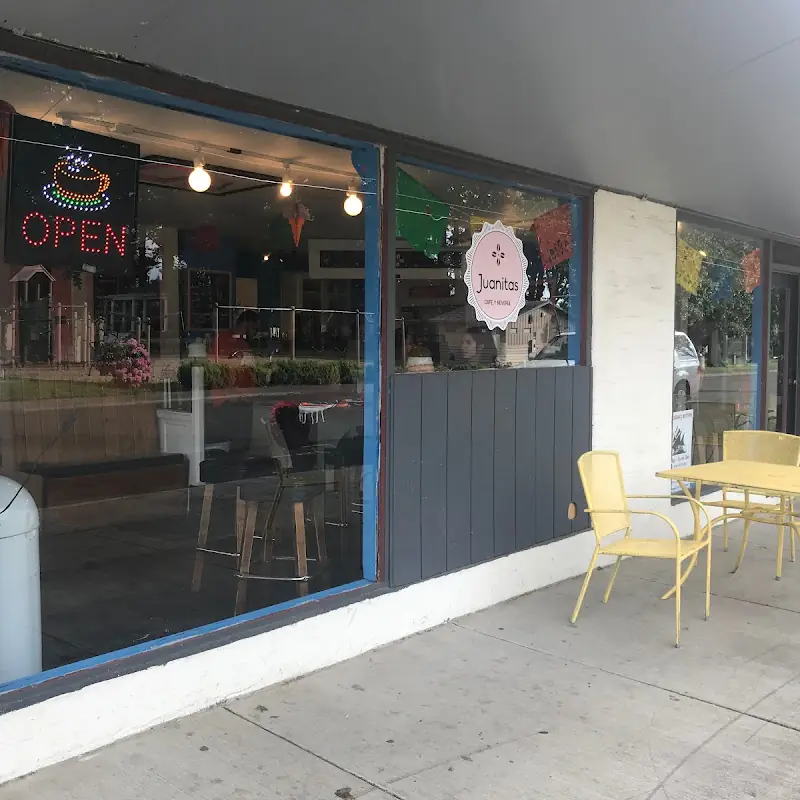 Juanita's Cafe y Neveria