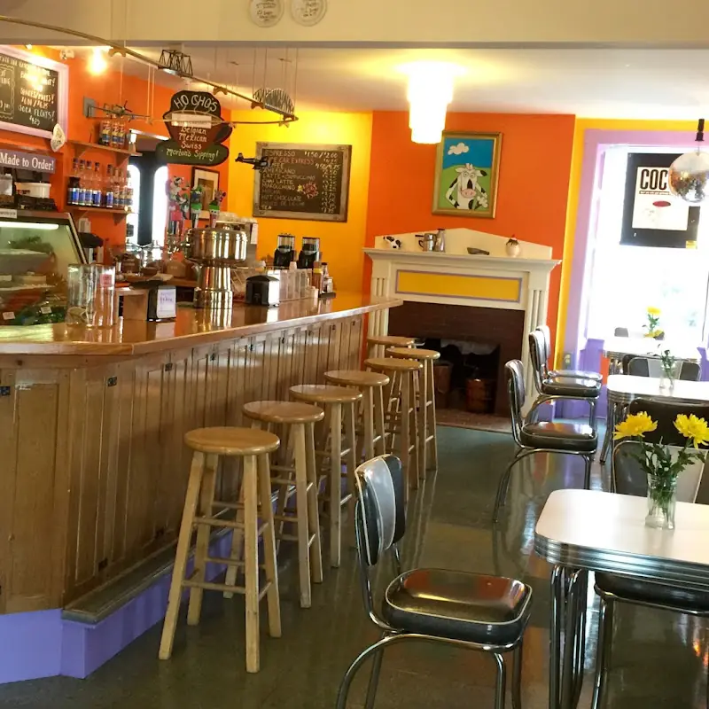 Morton’s Moo Homemade Ice Cream & Cafe