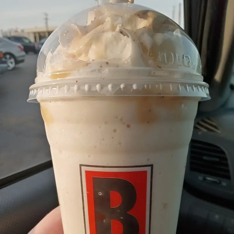 Iced Oat Milk Horchata Latte