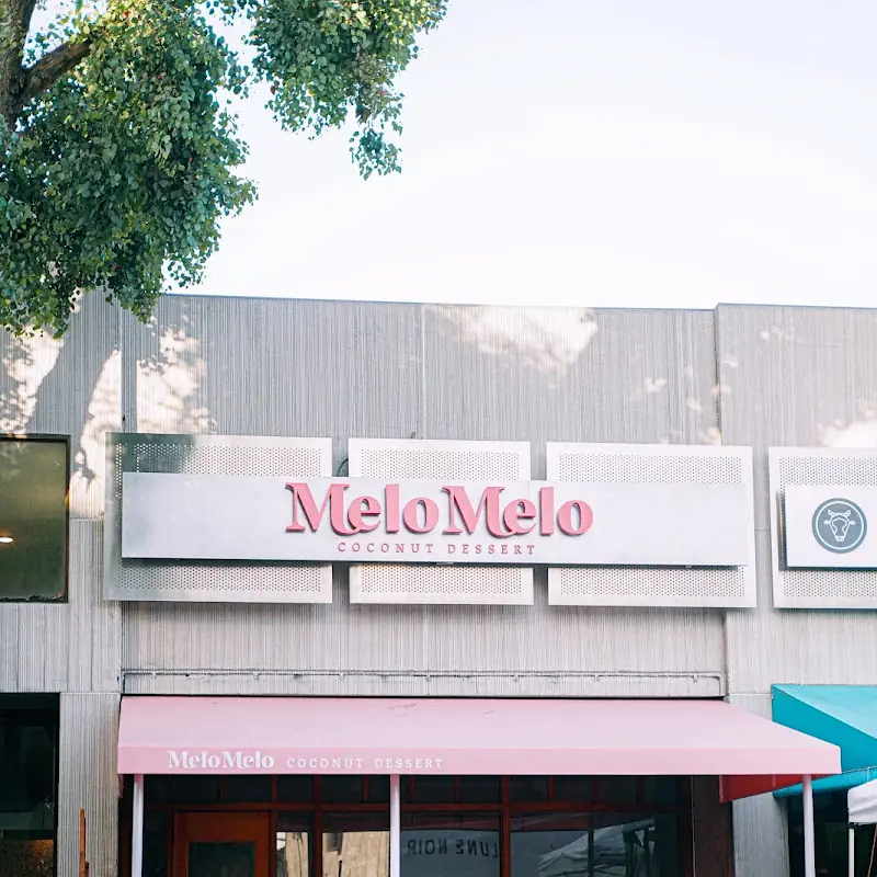 MeloMelo Coconut Dessert