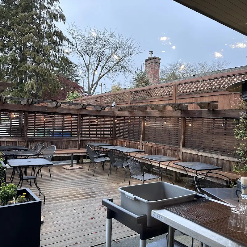 Blackbird Cafe & Bar