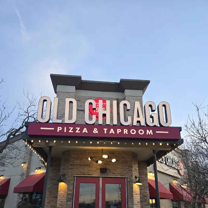 Old Chicago Pizza + Taproom