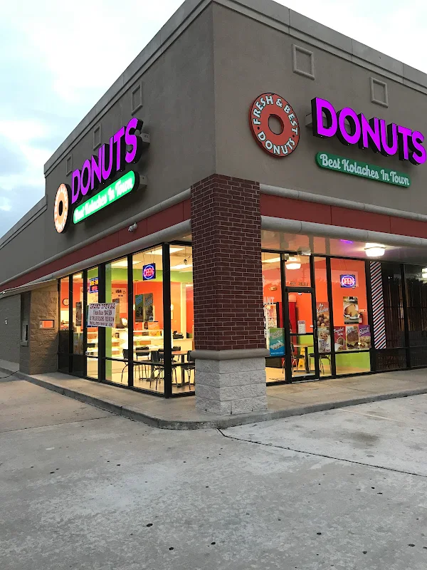 Fresh & best donuts
