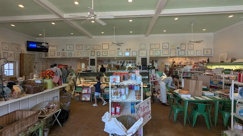 Cush's Grocery & Market