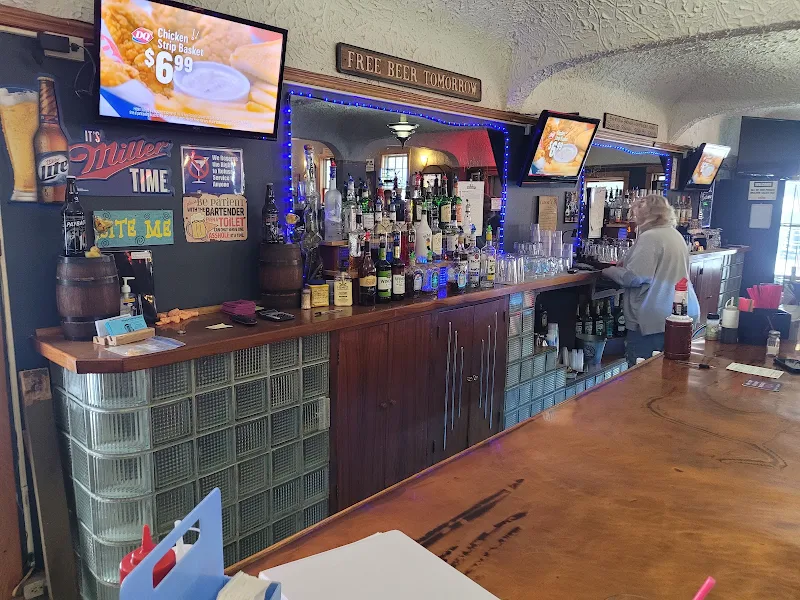 Speakeasy Saloon