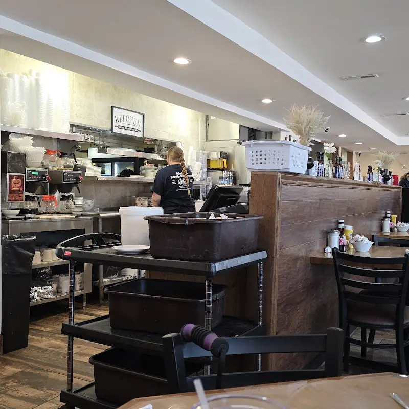 MAIN STREET Family Restaurant
