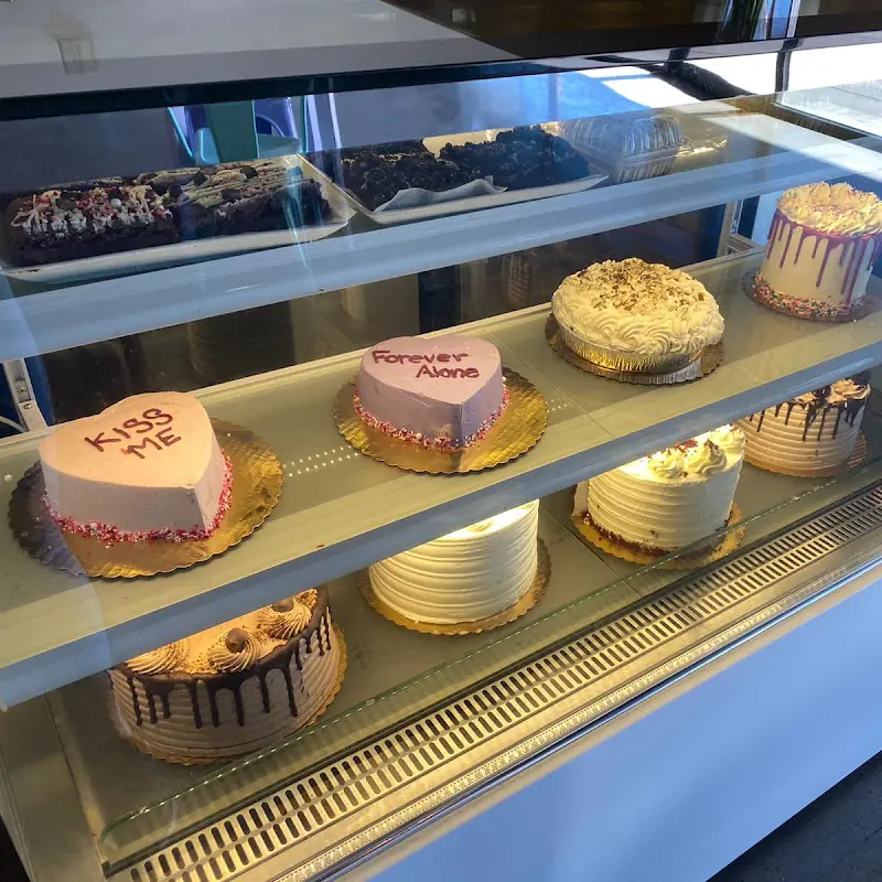 Weirdoughs Bakery & Café