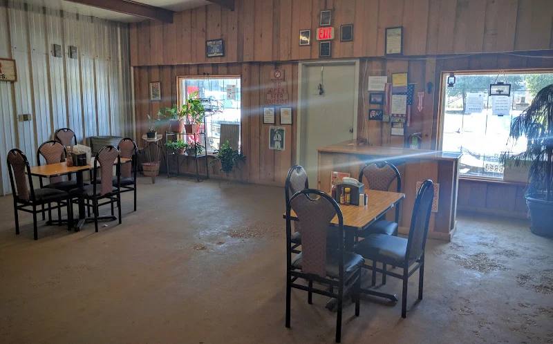 Mama Carol's Bar & Grill