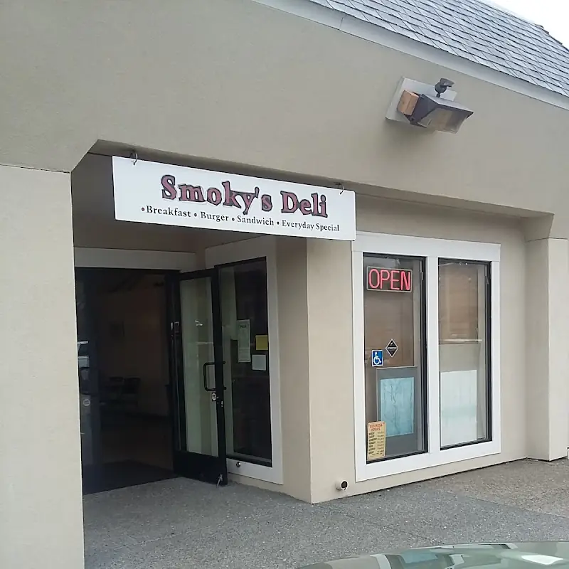 Smoky's Deli