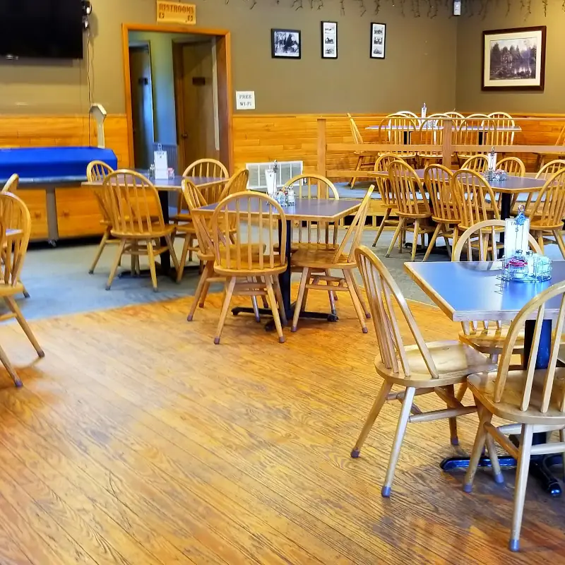 Three Cedars | Restaurant & Clubhouse