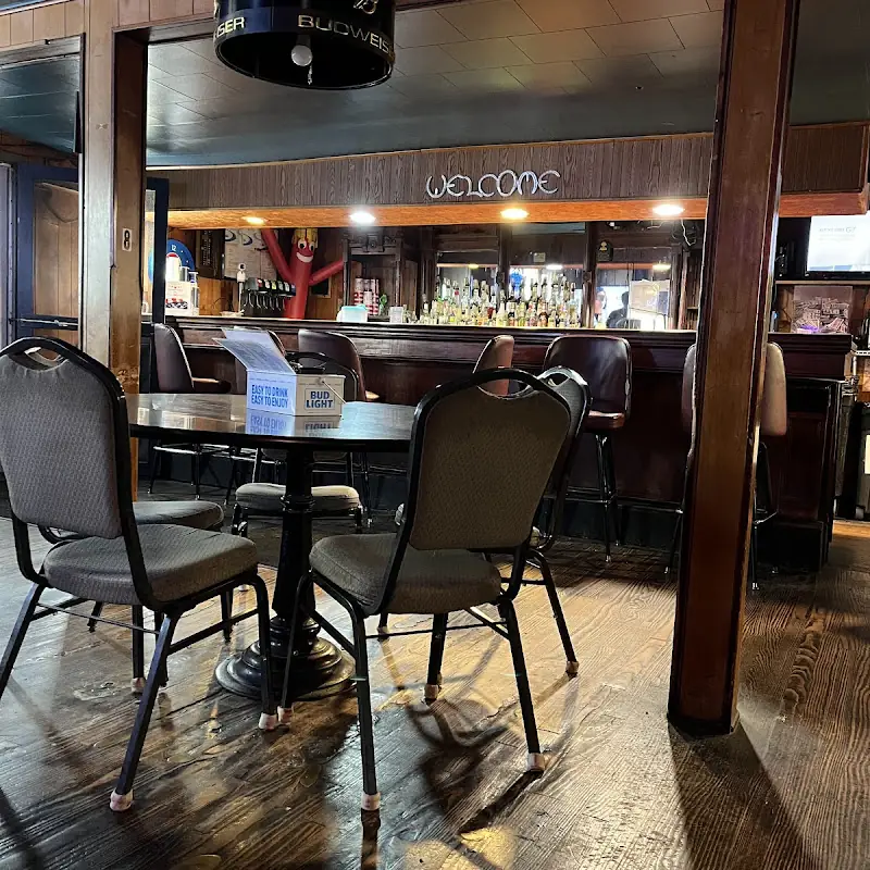 Lisa’s Wayside Inn